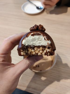 Mélocake at GORYA in Brussels