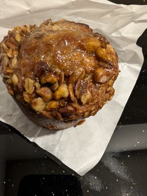 Banana bread muffin at mtl cafe & bakery in Seoul