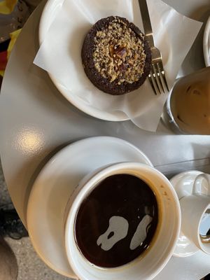   at mtl cafe & bakery in Seoul