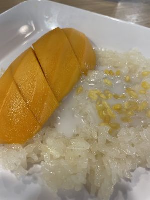 Great Mango Sticky rice #Veganuary at BKK - Veg Stall Food Court - T21 in Bangkok