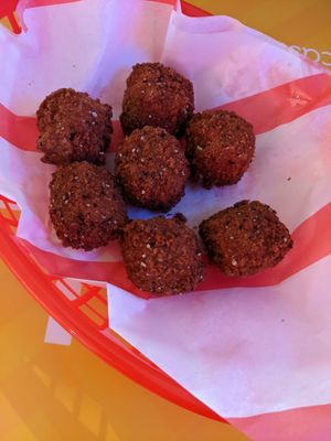 Popcorn chick'n. It does come with more, but we had already eaten a few by the time I took a photo at Hank's Dirty Norwich in Norwich