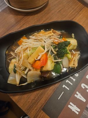 Vegetable chop suey at Let's Wok - Maybe closed in Phuket