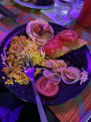 American 🇺🇸 breakfast   at Alebrijes in Wiesbaden