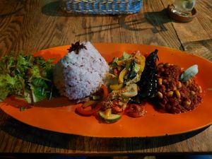 Salad + rice + fried veggies + baked aubergine + tomato&beans, ~1400 Yen for an extra large portion at Wander Kitchen in Kamakura