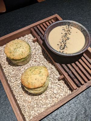 Bread with nut sauce (pre-dish) - 4/5 at Oukan Dining in Berlin