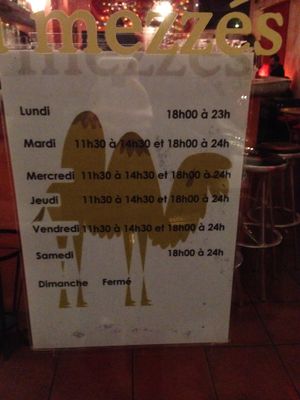 Hours in French at La Caravane Passe in Geneva