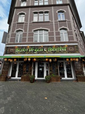   at Hanoi Vegan & Heinenhof in Cologne