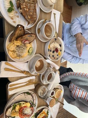 Porridge, Rührei,und co   at TRUCYS Café in Hamburg