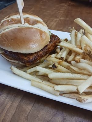 Nashville Hot Tofu Chickn at Veg Head in Lansing