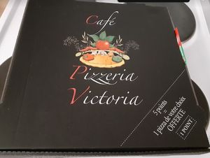  at Café Victoria in Paris