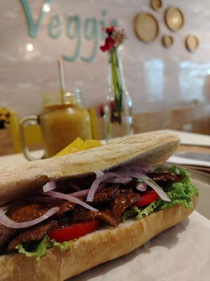 SANDWICH CRIOLLO at Misky Veggie in Piura