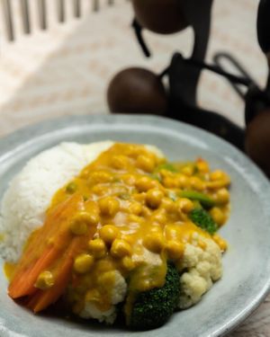 Chickpea and Vegetable Curry with Rice 咖喱鷹嘴豆野菜飯 at Cooking with Plants - 煮植 in Kowloon