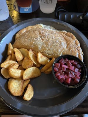 Shepherds pie pasty   at Universal Studios - Leaky Cauldron in Orlando
