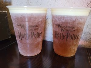 Cold Butterbeer at Universal Studios - Leaky Cauldron in Orlando