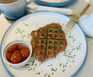 Triple Cheese Croffle  at Unicorn Noms in Janabiyah