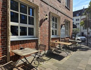  at Die Kurve in Dusseldorf