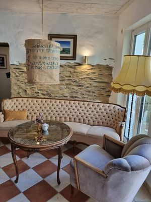  at Ti's Café in Minheim