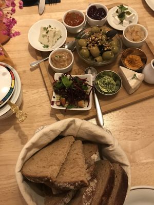 Festive platter to share   at Ti's Café in Minheim