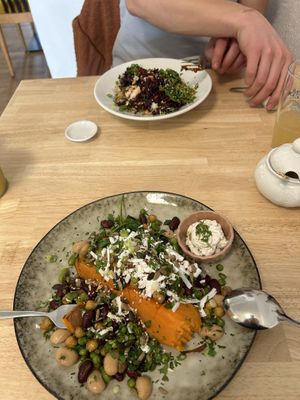   at Ti's Café in Minheim