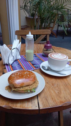 Quinoa burger and hot chocolate at Caffeccio Express in Sucre