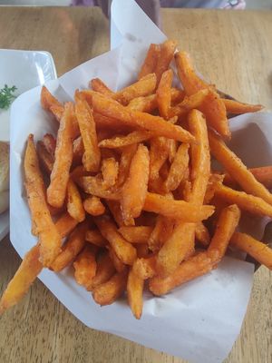 Yam fries at Elephant Cafe' by Tan in Phuket