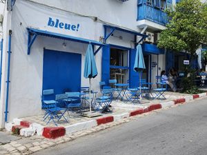  at bleue! in Tunis