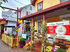 The store front  at Cottage Creperie in Gettysburg