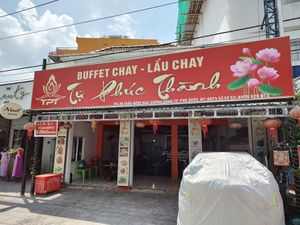 The al fresco exterior at Tu Phúc Thānh - Vegan Buffet Chay in Phu Quoc