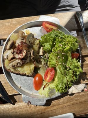 Sourdough with mashed potatoes and mushrooms   at All About in Berlin