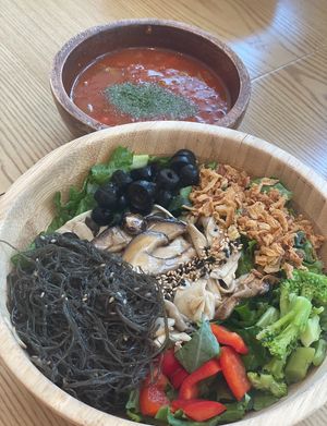 Added sea plant  at Slow Cali in Seoul