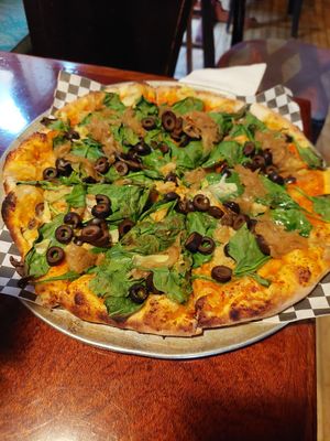 Cashew cheeze vegan, again pizza at The Drift Inn in Yachats