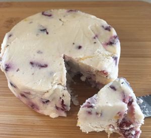 Winter cranberry  at Fromagic in Tokyo