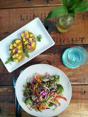 perfect lunch at Artillery Arts Cafe in Phnom Penh