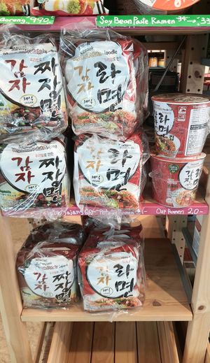 vegan Ramen and Jjajangmyeon at Charlie's Grocery in Seoul