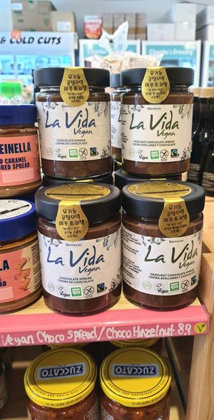 vegan "nutella" like bread spread at Charlie's Grocery in Seoul