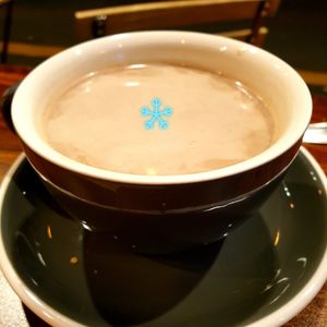 luke warm 😡 at Charlie's Grocery in Seoul