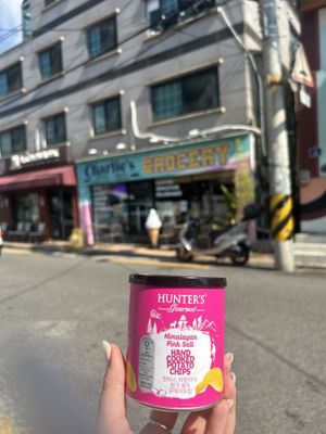 Chips  at Charlie's Grocery in Seoul