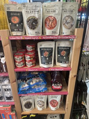 Vegan foodd  at Charlie's Grocery in Seoul