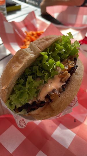   at Goy's Plant-Based Burgers - Americana in Guadalajara