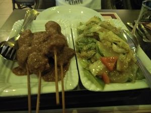 Combination dishes E
27,50 euros for two people at Loving Hut in Maastricht