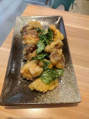 塔香炸菇菇 at Vege & Dessert 蔬菓食堂 in Taoyuan