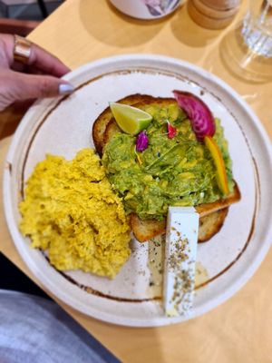This is the avo toast with vegan hauloumi and scrambled tofu at Gellibrand Cafe in Reservoir