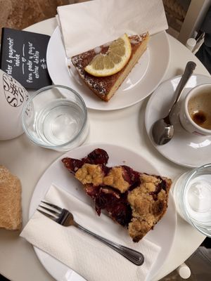 Cakes  at Re.sen in Mallorca