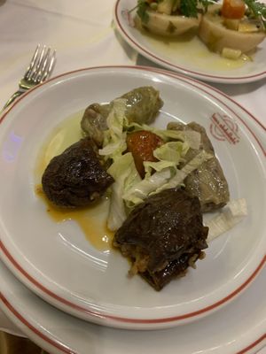 Vegane gefüllte Augbergine, Paprika und Kohl  at Hacı Abdullah in Istanbul