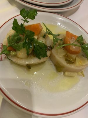 Veganer Sellerie mit Gemüse eingelegt in Olivenöl  at Hacı Abdullah in Istanbul