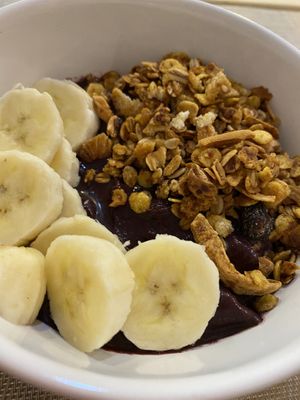 Açai Smoothie Bowl  at Bobó Empório Vegano in Sao Paulo