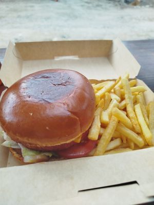 Vegan burger at Street food bar Groshe in Bansko
