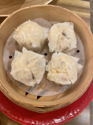   at Uno Yukiko - Gion Soy Milk Ramen - ぎをん豆乳らーめん うのゆきこ in Kyoto