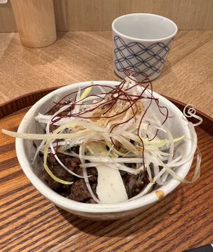 Meat Miso Rice Bowl - 5/10  at Uno Yukiko - Gion Soy Milk Ramen - ぎをん豆乳らーめん うのゆきこ in Kyoto