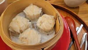 Sui mai, at Uno Yukiko - Gion Soy Milk Ramen - ぎをん豆乳らーめん うのゆきこ in Kyoto